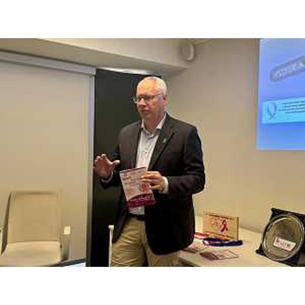 Il presidente del Cr Fvg, Mauro Bordin, interviene alla presentazione del 3. trofeo Ciclostaffetta solidale a squadre 4 x 1 ora - Il presidente del Cr Fvg, Mauro Bordin, interviene alla presentazione del 3. trofeo Ciclostaffetta solidale a squadre 4 x 1 ora