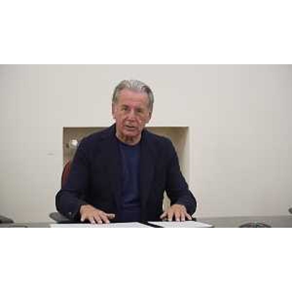 Lassessore regionale alla Difesa dellambiente, energia e sviluppo sostenibile Fabio Scoccimarro presenta il Premio FVGreen - Lassessore regionale alla Difesa dellambiente, energia e sviluppo sostenibile Fabio Scoccimarro presenta il Premio FVGreen 