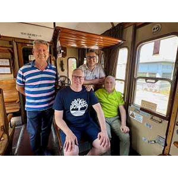 Il presidente del Cr Fvg, Mauro Bordin, seduto sul treno delle Risorgive e dello Stella - Il presidente del Cr Fvg, Mauro Bordin, seduto sul treno delle Risorgive e dello Stella