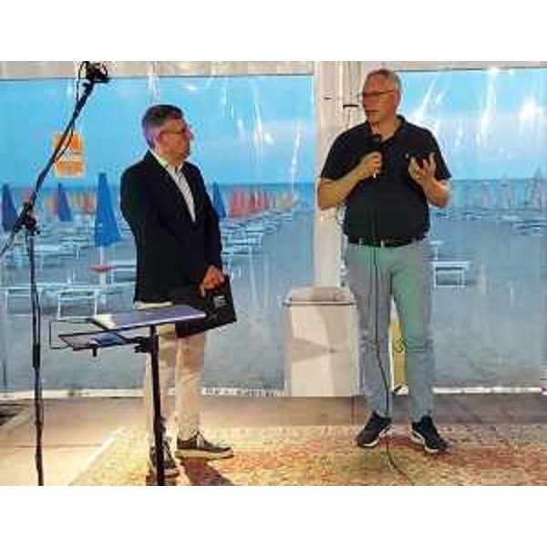 Il presidente del Cr Fvg, Mauro Bordin, interviene a "Amo Lignano - Dance" - Il presidente del Cr Fvg, Mauro Bordin, interviene a "Amo Lignano - Dance" 