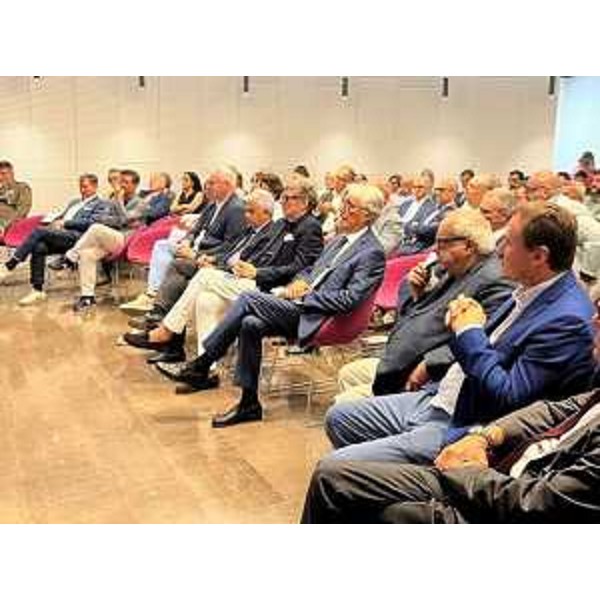 Tra il pubblico in Sala Valduga anche i consiglieri regionali Alberto Budai, Markus Maurmair e Massimiliano Pozzo - Tra il pubblico in Sala Valduga anche i consiglieri regionali Alberto Budai, Markus Maurmair e Massimiliano Pozzo