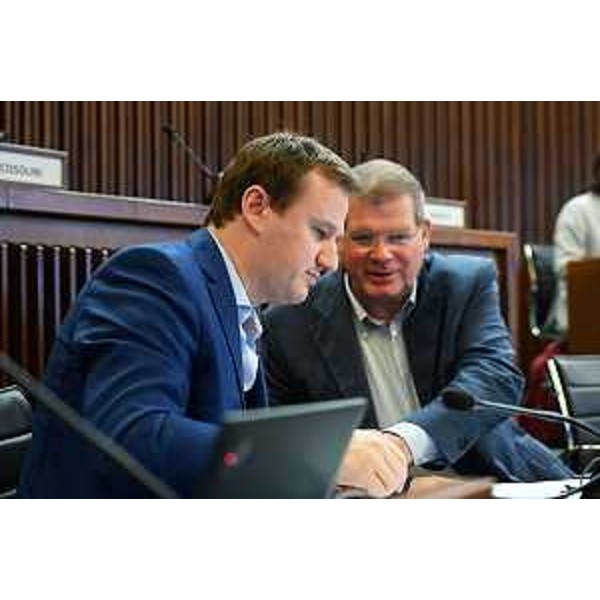 Da sinistra Massimiliano Pozzo (Pd) e Marko Pisani (Ssk) - Da sinistra Massimiliano Pozzo (Pd) e Marko Pisani (Ssk)