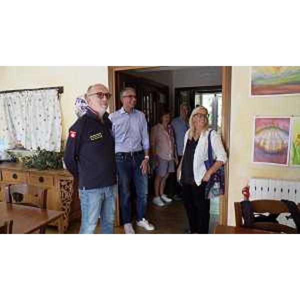 Gli assessori Riccardi e Roberti in visita nel centro diurno - Gli assessori Riccardi e Roberti in visita nel centro diurno