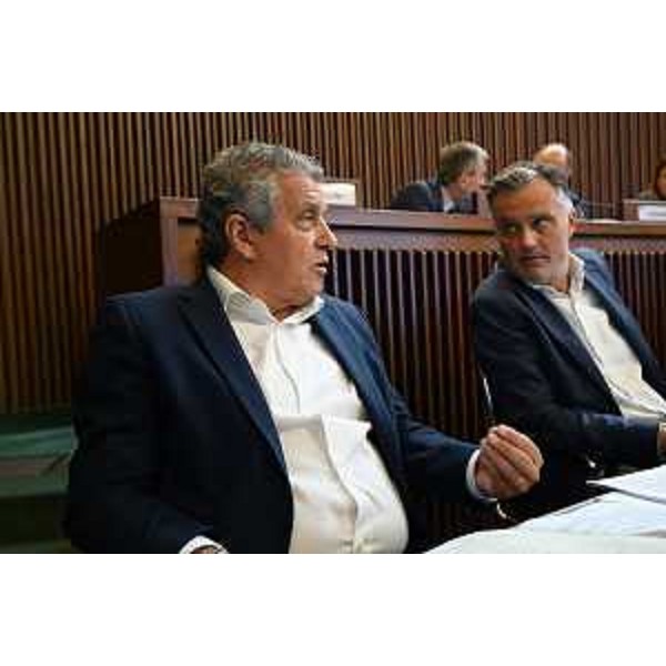 Da sinistra Francesco Martines e Massimo Mentil (Pd) - Da sinistra Francesco Martines e Massimo Mentil (Pd)