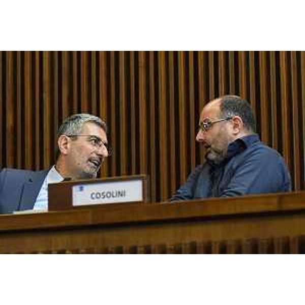 Da sinistra Andrea Carli e Diego Moretti (Pd) - Da sinistra Andrea Carli e Diego Moretti (Pd)