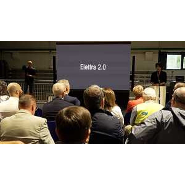 L'assessore Rosolen nel corso del suo intervento - L'assessore Rosolen nel corso del suo intervento