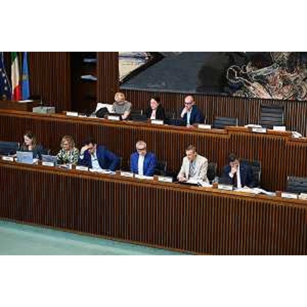 L'assessore Fvg alle Attività produttive, Sergio Emidio Bini, illustra in I Commissione la parte di sua competenza della manvora di Assestamento - L'assessore Fvg alle Attività produttive, Sergio Emidio Bini, illustra in I Commissione la parte di sua competenza della manvora di Assestamento