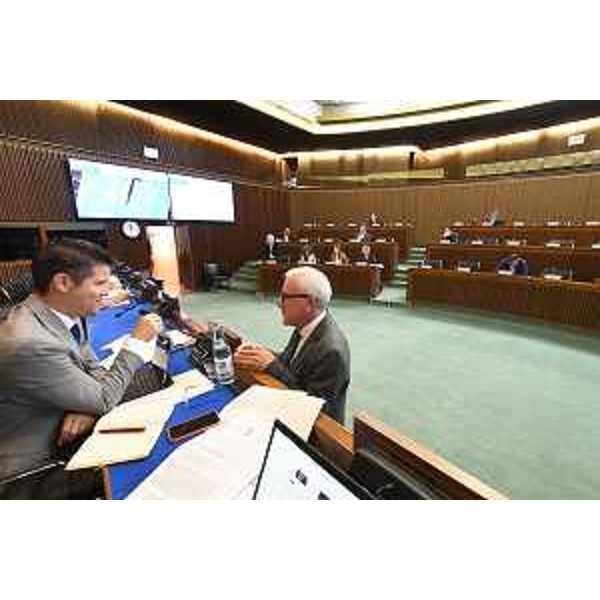 Il presidente della I Commissione, Markus Maurmair (FdI) e Andrea Cabibbo (FI) - Il presidente della I Commissione, Markus Maurmair (FdI) e Andrea Cabibbo (FI)