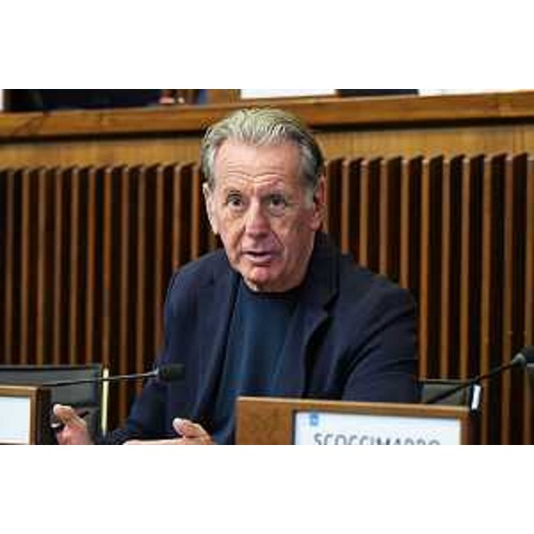 Lassessore alla Difesa dellambiente Fabio Scoccimarro. - Lassessore alla Difesa dellambiente Fabio Scoccimarro. 