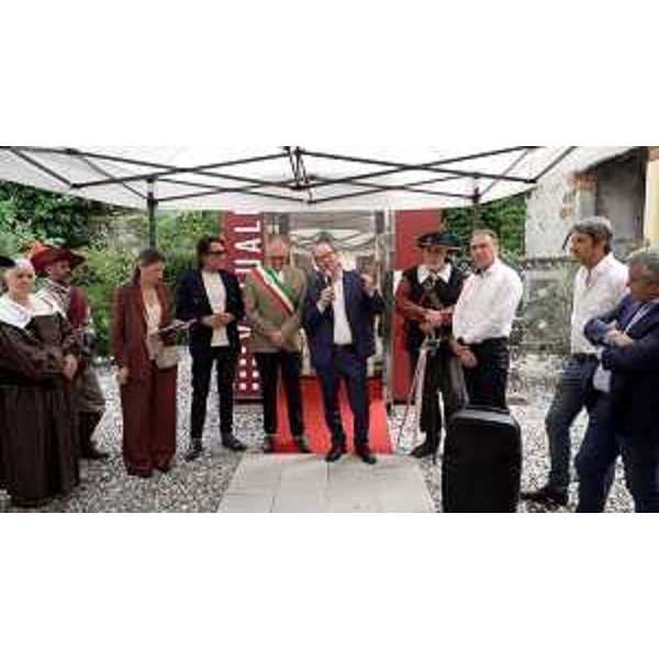 Un momento della della cerimonia di inaugurazione del "Virtualift" di Palmanova. - Un momento della della cerimonia di inaugurazione del "Virtualift" di Palmanova.