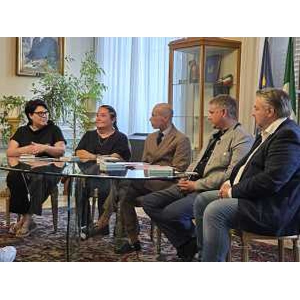 Un altro momento della presentazione: il consigliere Bernardis è il primo da destra - Un altro momento della presentazione: il consigliere Bernardis è il primo da destra