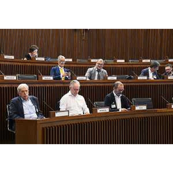 Alcuni degli auditi sui banchi del Consiglio regionale - Alcuni degli auditi sui banchi del Consiglio regionale