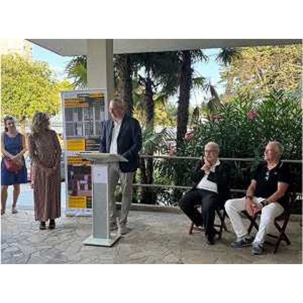 Il presidente del Cr Fvg, Mauro Bordin, interviene all'inaugurazone della mostra Raggi e ArchiTetture - Ville di Lignano - Il presidente del Cr Fvg, Mauro Bordin, interviene all'inaugurazone della mostra Raggi e ArchiTetture - Ville di Lignano