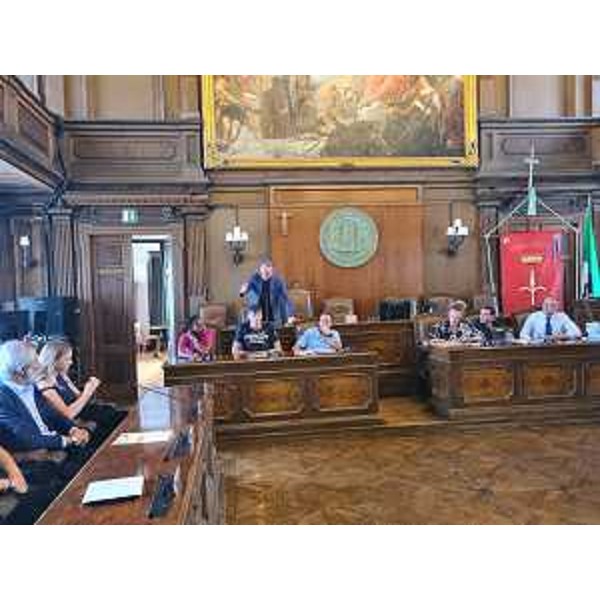 L'assessore regionale Fabio Scoccimarro nel suo intervento alla presentazione del Meeting Benvenuti di atletica leggera in Comune a Trieste - L'assessore regionale Fabio Scoccimarro nel suo intervento alla presentazione del Meeting Benvenuti di atletica leggera in Comune a Trieste