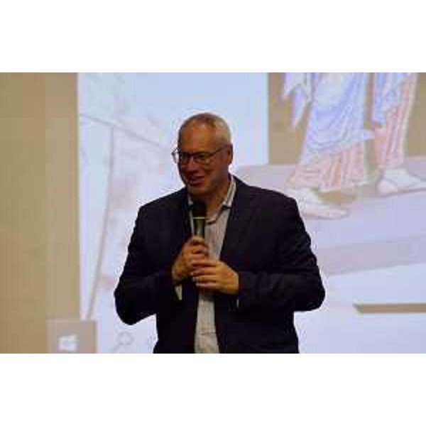 Il presidente del Cr Fvg, Mauro Bordin, prende la parola a Spilimbergo per "Mosaico&Mosaici" - Il presidente del Cr Fvg, Mauro Bordin, prende la parola a Spilimbergo per "Mosaico&Mosaici"