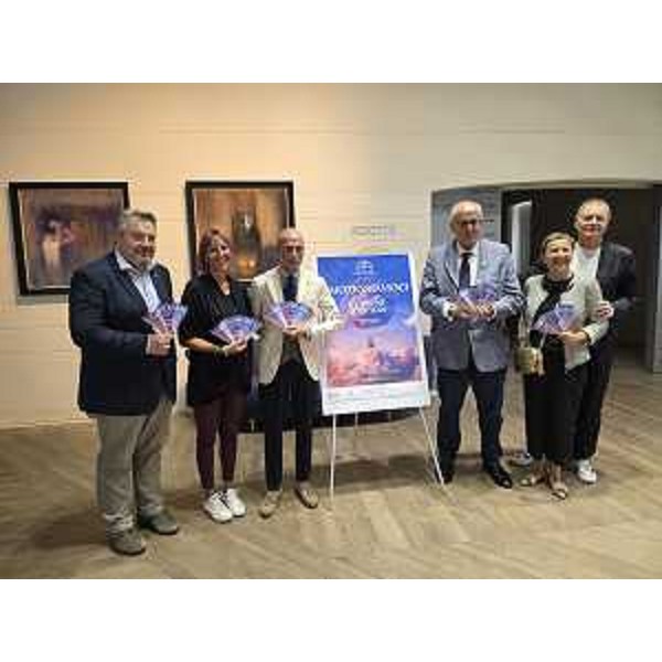 A sinistra Diego Bernardis (Fp) alla conferenza stampa di presentazione della stagione artistica curata da Artisti associati - A sinistra Diego Bernardis (Fp) alla conferenza stampa di presentazione della stagione artistica curata da Artisti associati