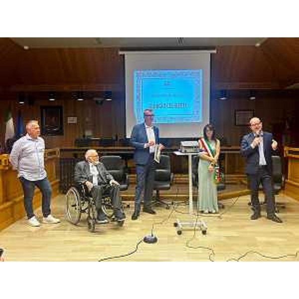 L'intervento del vicegovernatore Mario Anzil in occasione della cerimonia di consegna del premio pro Majano la maestro Giorgio Celiberti - L'intervento del vicegovernatore Mario Anzil in occasione della cerimonia di consegna del premio pro Majano la maestro Giorgio Celiberti