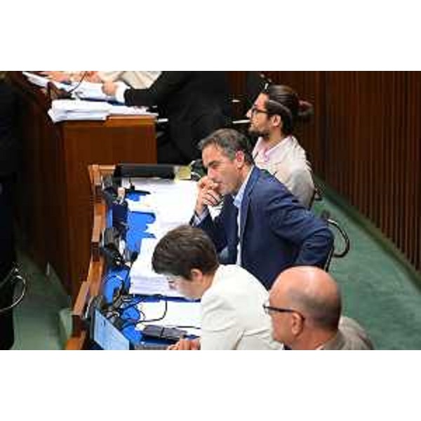 I banchi del Patto per l'Autonomia-Civica Fvg in Cr, dove si riconoscono Enrico Bullian, il capogruppo Massimo Moretuzzo e Giulia Massolino - I banchi del Patto per l'Autonomia-Civica Fvg in Cr, dove si riconoscono Enrico Bullian, il capogruppo Massimo Moretuzzo e Giulia Massolino 