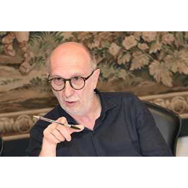 L'assessore Riccardi nel corso dell'ultima riunione di Giunta - L'assessore Riccardi nel corso dell'ultima riunione di Giunta