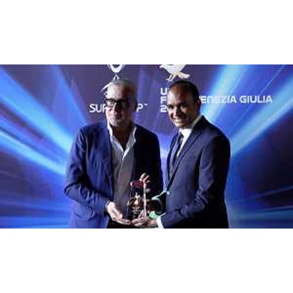 L'assessore Sergio Emidio Bini con il ceo del Tottenham Football Club Vinai Venkatesham - L'assessore Sergio Emidio Bini con il ceo del Tottenham Football Club Vinai Venkatesham