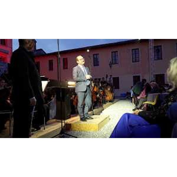 Il vicegovernatore Anzil interviene alla prima di Turandot a Pozzuolo del Friuli - Il vicegovernatore Anzil interviene alla prima di Turandot a Pozzuolo del Friuli 