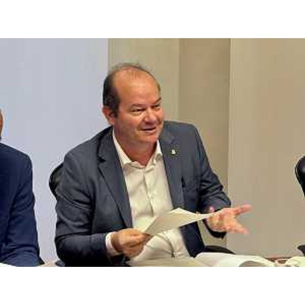 Il vicegovernatore Anzil durante la riunione di Giunta del 29 agosto 2025 - Il vicegovernatore Anzil durante la riunione di Giunta del 29 agosto 2025