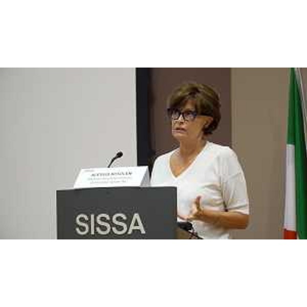 L'assessore Rosolen nel corso del suo intervento - L'assessore Rosolen nel corso del suo intervento
