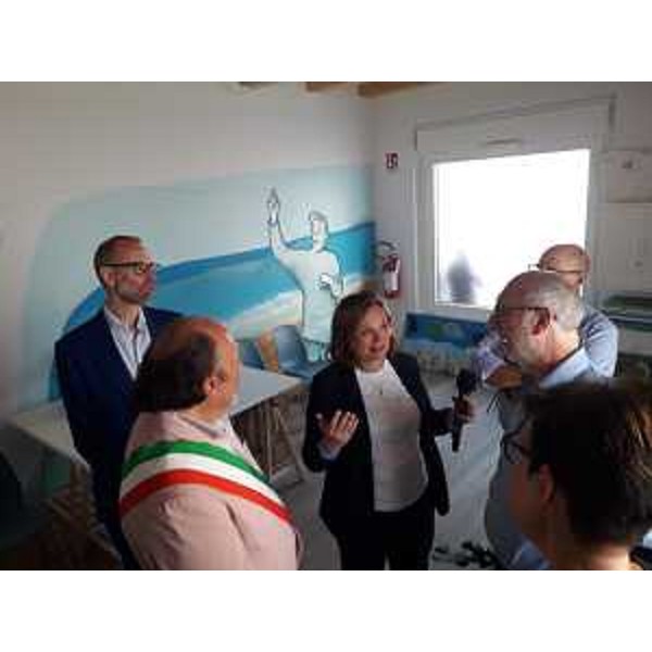 Un momento della cerimonia svoltasi a Monfalcone, alla presenza dell'assessore regionale Riccardo Riccardi - Un momento della cerimonia svoltasi a Monfalcone, alla presenza dell'assessore regionale Riccardo Riccardi