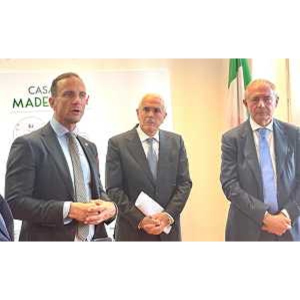 Il governatore della Regione Massimiliano Fedriga durante linaugurazione della Casa del Made in Italy di Trieste. Nella foto (primo a destra) anche il ministro delle Imprese e del made in Italy Adolfo Urso. - Il governatore della Regione Massimiliano Fedriga durante linaugurazione della Casa del Made in Italy di Trieste. Nella foto (primo a destra) anche il ministro delle Imprese e del made in Italy Adolfo Urso.