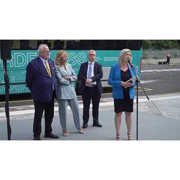 L'assessore regionale Critina Amirante interviene in occasione della cerimonia del taglio del nastro nel nuovo terminal a Gorizia - L'assessore regionale Critina Amirante interviene in occasione della cerimonia del taglio del nastro nel nuovo terminal a Gorizia