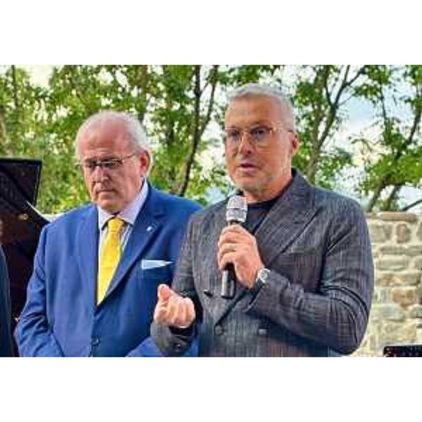 L'assessore Bini nel corso del suo intervento - L'assessore Bini nel corso del suo intervento