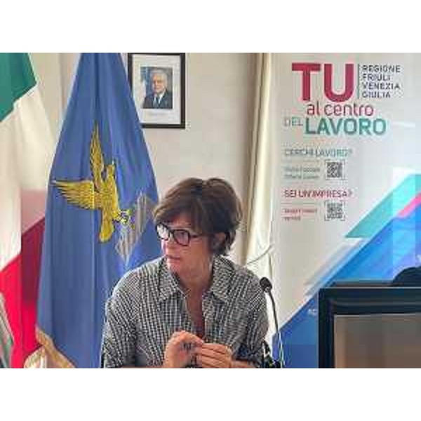 L'assessore regionale Alessia Rosolen - L'assessore regionale Alessia Rosolen