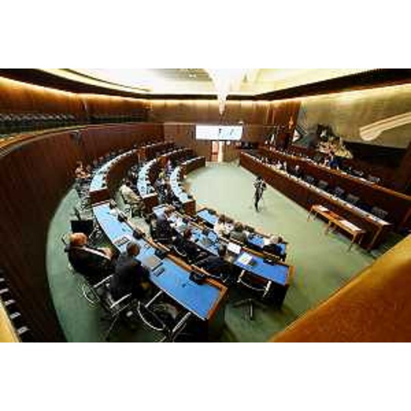 Un momento dei lavori della II Commissione consiliare - Un momento dei lavori della II Commissione consiliare