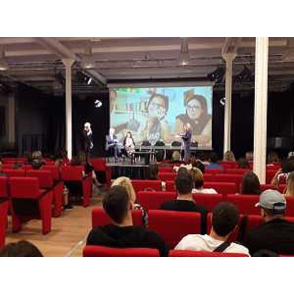 Un momento della presentazione del progetto "Aut in School - Autismo a scuola". - Un momento della presentazione del progetto "Aut in School - Autismo a scuola".