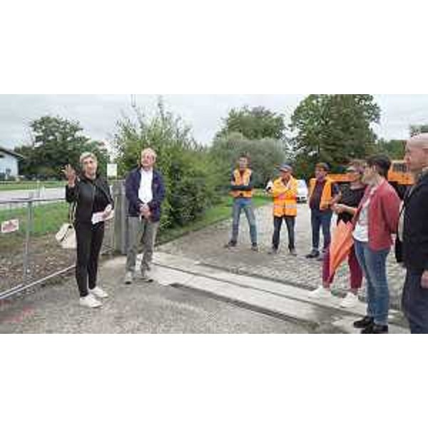 Lassessore regionale a Infrastrutture e territorio Cristina Amirante con i tecnici e gli amministratori locali a San Lorenzo Isontino - Lassessore regionale a Infrastrutture e territorio Cristina Amirante con i tecnici e gli amministratori locali a San Lorenzo Isontino 