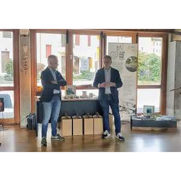 L'assessore regionale alle Risorse agroalimentari, forestali e ittiche, Stefano Zannier, a Barcis alla cerimonia conclusiva del progetto "Cellina Dream Woods" - L'assessore regionale alle Risorse agroalimentari, forestali e ittiche, Stefano Zannier, a Barcis alla cerimonia conclusiva del progetto "Cellina Dream Woods"