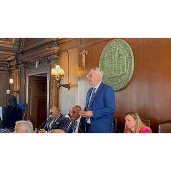 Il presidente del Consiglio regionale del Friuli Venezia Giulia, Mauro Bordin, durante il suo intervento - Il presidente del Consiglio regionale del Friuli Venezia Giulia, Mauro Bordin, durante il suo intervento