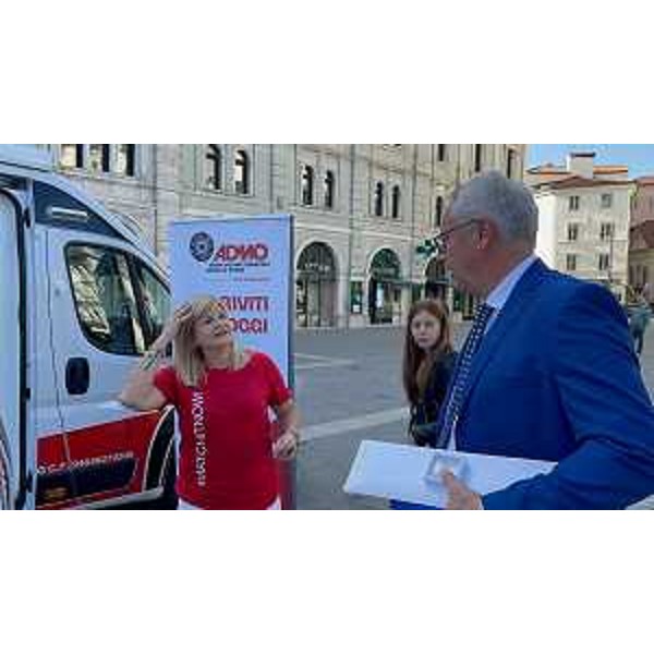 Il presidente del Consiglio regionale del Friuli Venezia Giulia, Mauro Bordin, con la presidente regionale Admo, Paola Rugo - Il presidente del Consiglio regionale del Friuli Venezia Giulia, Mauro Bordin, con la presidente regionale Admo, Paola Rugo