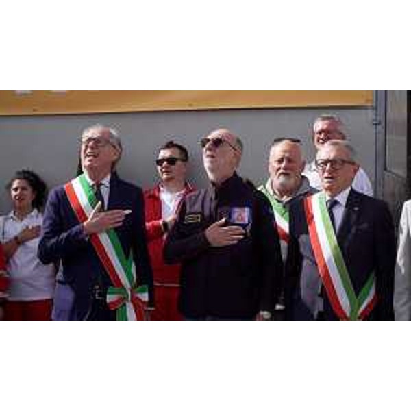 L'assessore regionale Riccardo Riccardi (al centro) - L'assessore regionale Riccardo Riccardi (al centro)