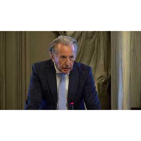 L'assessore regionale Fabio Scoccimarro al convegno su "150 di relazioni diplomatiche tra Italia e Serbia" - L'assessore regionale Fabio Scoccimarro al convegno su "150 di relazioni diplomatiche tra Italia e Serbia"