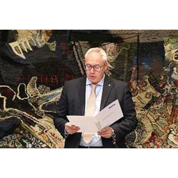 Il presidente Bordin in un altro momento della commemorazione - Il presidente Bordin in un altro momento della commemorazione