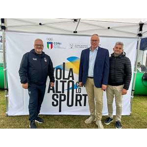 Da sinistra il presidente del Coni Fvg Andrea Marcon, il presidente del Cr Mauro Bordin e il sindaco di Torviscosa Enrico Monticolo - Da sinistra il presidente del Coni Fvg Andrea Marcon, il presidente del Cr Mauro Bordin e il sindaco di Torviscosa Enrico Monticolo