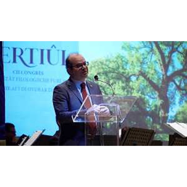 Anzil interviene al congresso della Filologica - Anzil interviene al congresso della Filologica