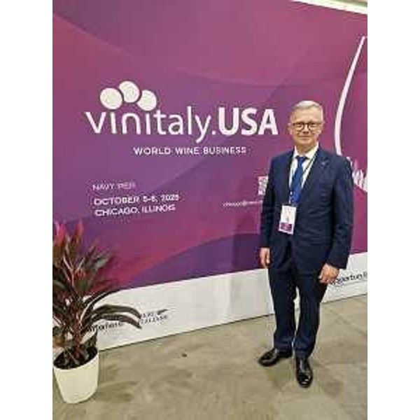 L'assessore del Friuli Venezia Giulia alle Risorse agroalimentari Stefano Zannier a Chicago per il Vinitaly Usa - L'assessore del Friuli Venezia Giulia alle Risorse agroalimentari Stefano Zannier a Chicago per il Vinitaly Usa