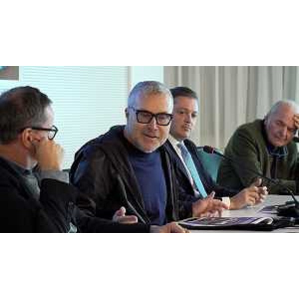 L'assessore regionale alle Attività produttive e turismo Sergio Emidio Bini alla conferenza stampa di presentazione della 26esima edizione di Ein Prosit - L'assessore regionale alle Attività produttive e turismo Sergio Emidio Bini alla conferenza stampa di presentazione della 26esima edizione di Ein Prosit