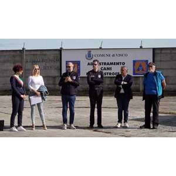 L'assessore Riccardi interviene alla riapertura del campo di addestramento cinofilo a Visco - L'assessore Riccardi interviene alla riapertura del campo di addestramento cinofilo a Visco