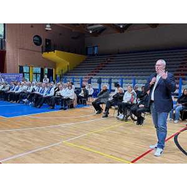 Il presidente del Cr Fvg, Mauro Bordin, interviene a Lignano Sabbiadoro al sesto Ping Pong Parkinson World Championship - Il presidente del Cr Fvg, Mauro Bordin, interviene a Lignano Sabbiadoro al sesto Ping Pong Parkinson World Championship
