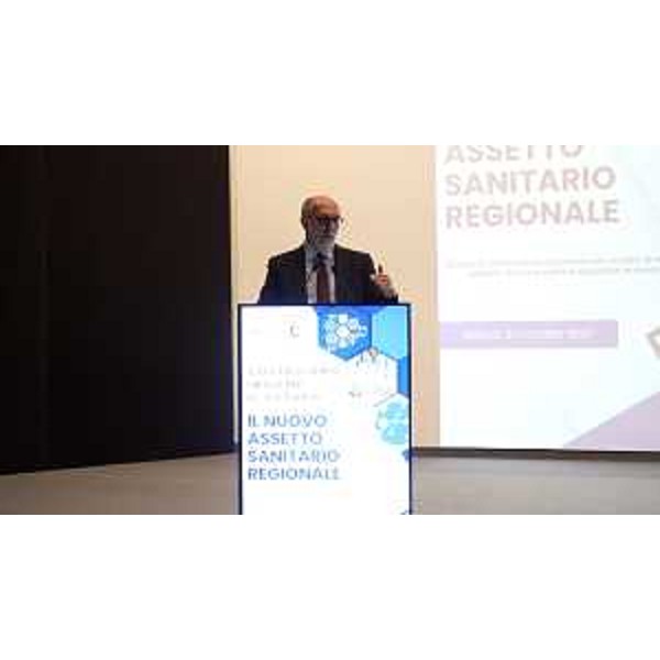L'assessore regionale alla Salute, Politiche sociali e Disabilità Riccardo Riccardi sul palco del Palazzo dei Congressi di Grado - L'assessore regionale alla Salute, Politiche sociali e Disabilità Riccardo Riccardi sul palco del Palazzo dei Congressi di Grado 