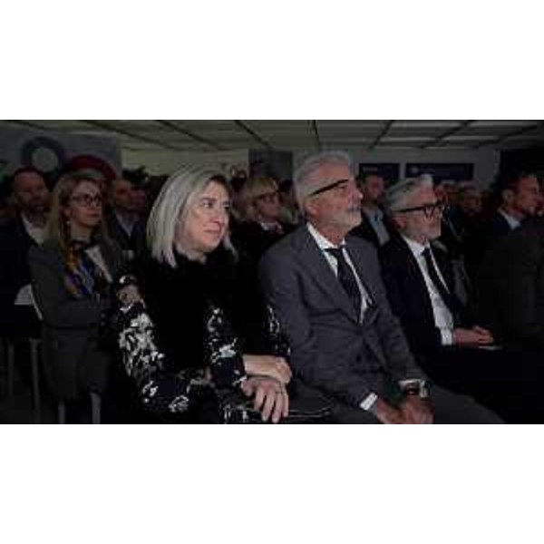 L'assessore regionale alle Infrastrutture e territorio, Cristina Amirante, all'evento di Confcommercio Pordenone per gli 80 anni dell'associazione - L'assessore regionale alle Infrastrutture e territorio, Cristina Amirante, all'evento di Confcommercio Pordenone per gli 80 anni dell'associazione