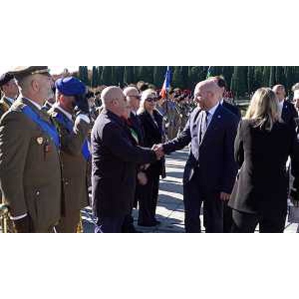 L'assessore regionale Sebastriano Callari alla cerimonia del 4 novembre tenutasi a Redipuglia - L'assessore regionale Sebastriano Callari alla cerimonia del 4 novembre tenutasi a Redipuglia